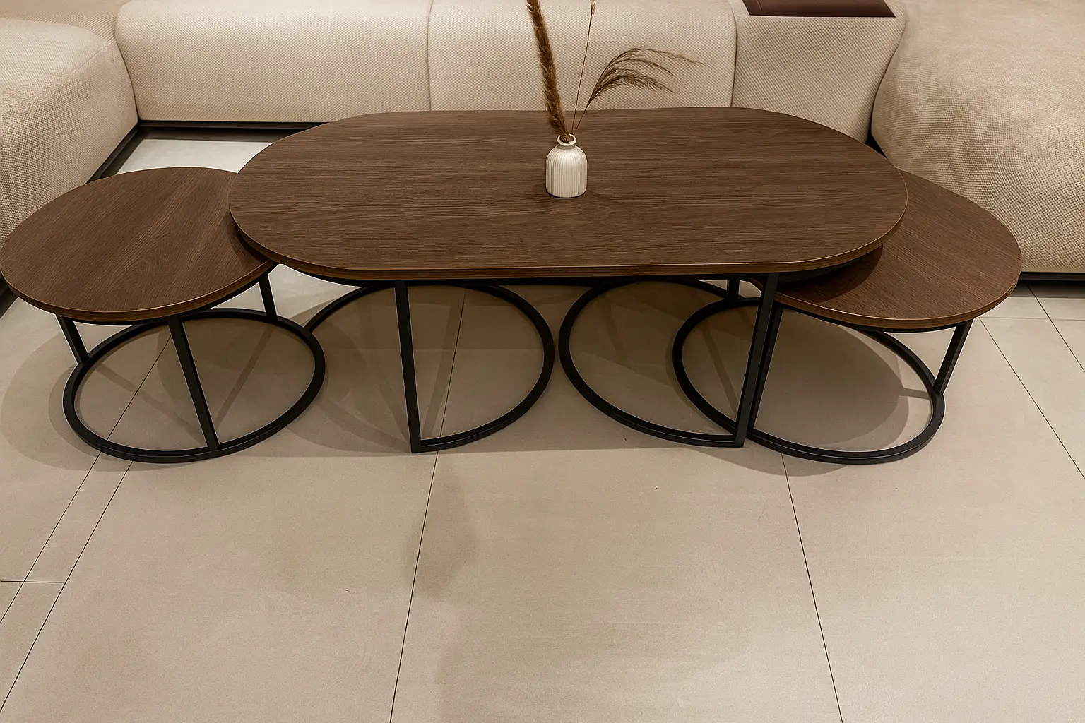 طاولة مركزية متداخلة من أورورا - كازا برافو