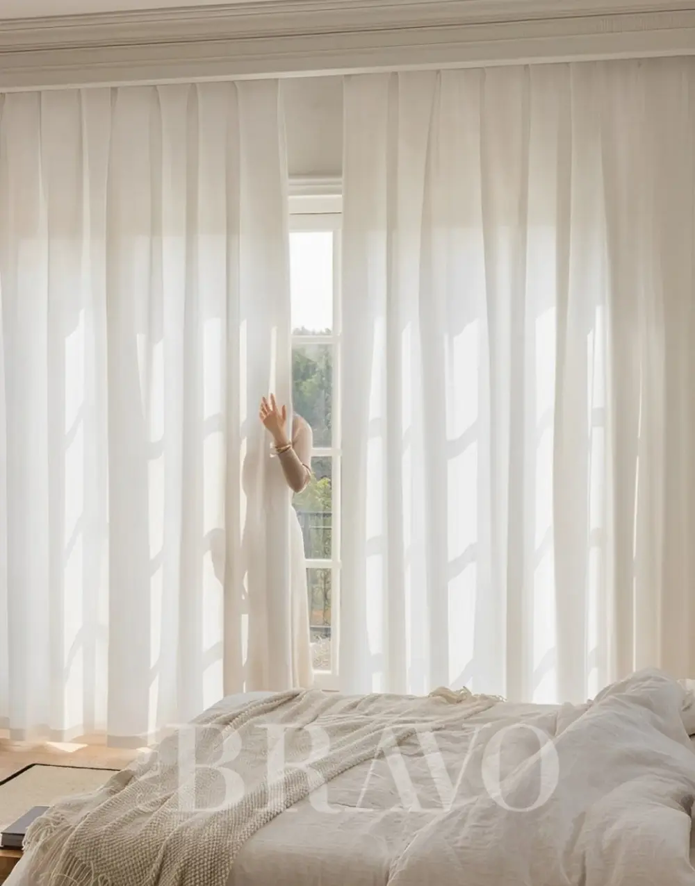 ستائر كازا برافو البيضاء الشفافة - أناقة خفيفة وجيدة التهوية وخالدة